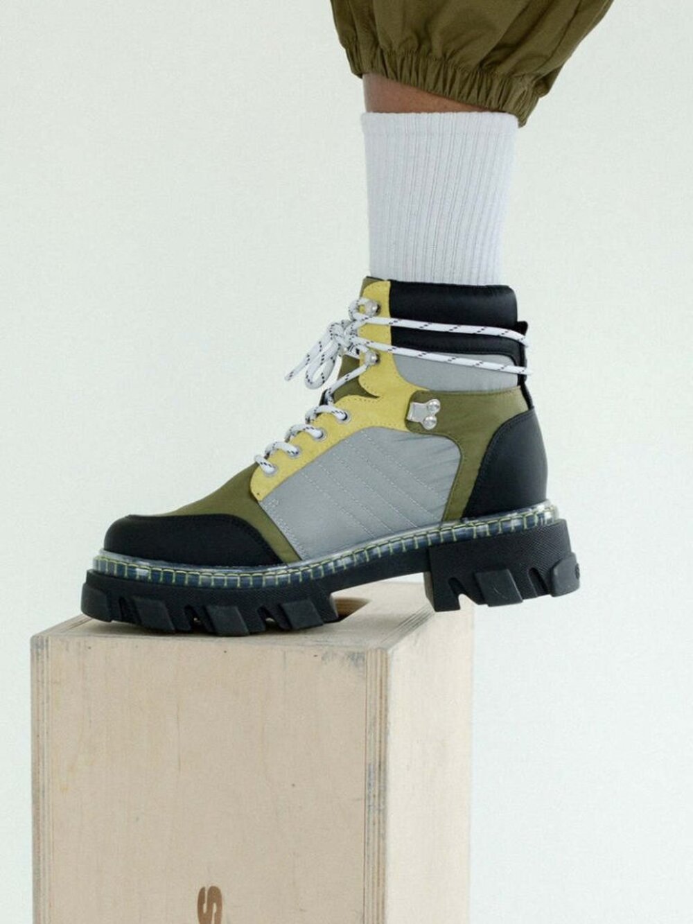 New Ganni Cleated Lace-Up Kalamata Hiking Boots Size 6 US /36 EU NWOT - Picture 4 of 6